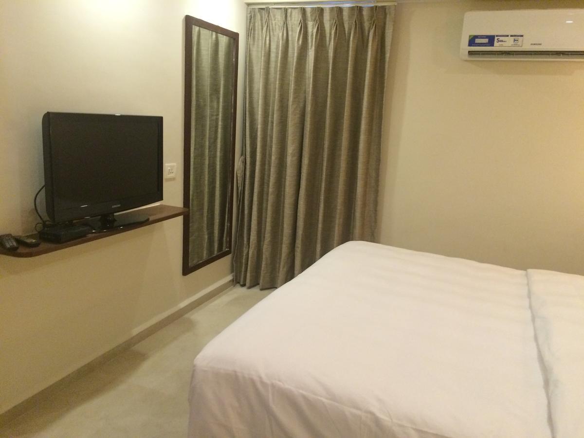 Best Western Alkapuri, Vadodara Exterior foto